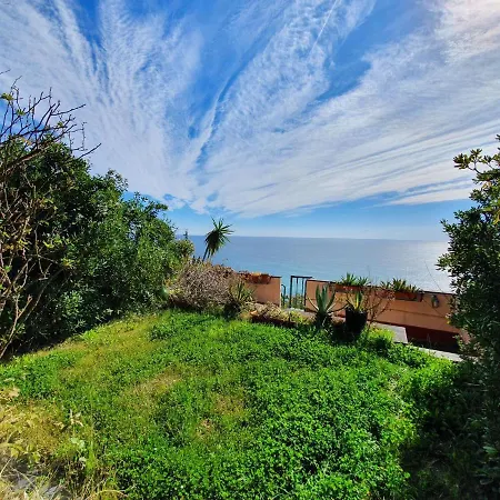 Beautiful Holiday In With Swimming Pool Holiday home