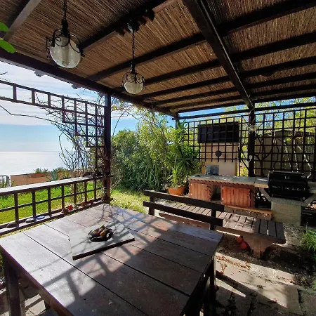Дом отдыха Beautiful Holiday In With Swimming Pool Варацце